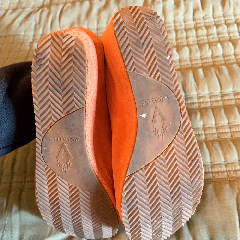 Volatile suede wedge mule slides sz 8 - Picture 4 of 4